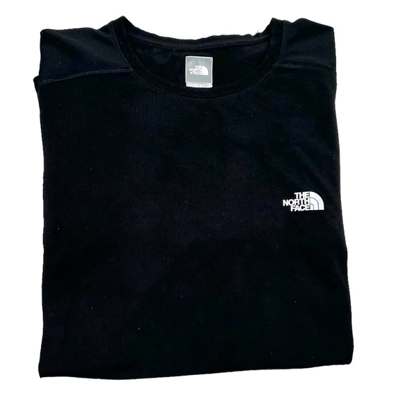 THE NORTH FACE BLACK VAPOR WICK LONG SLEEVE SHIRT WITH WAFFLE INSERTS UNDER ARMS - Picture 1 of 13